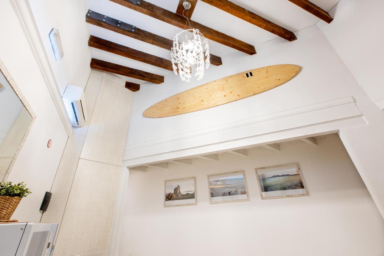 Cagliarifornia Bed & Breakfast